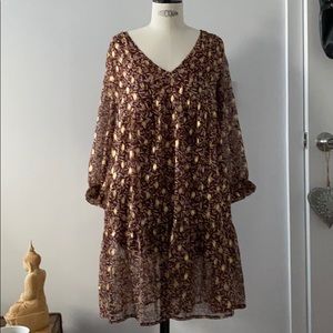 Dress with gold detail